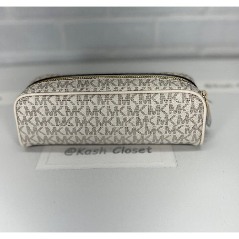 Michael Kors MK Giftables MD Makeup/Pencil Case - Light Cream Multi - Picture 4 of 8